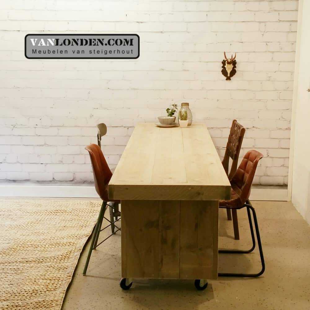 Steigerhouten tafel op wielen Arjan - Afbeelding 4